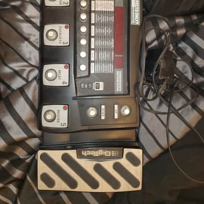 Digitech RP500 Multi-Effects Switching System & USB Recording