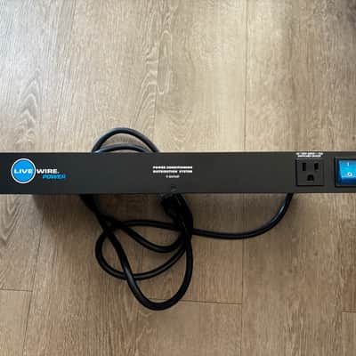 Live Wire PC900 9-Outlet Power Conditioner and Distribution System 2010s - Black image 1