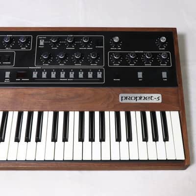 Immagine Sequential Circuits Inc Prophet 5 Rev2 [0484] (08/25) - 6