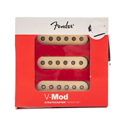 Fender - V-Mod Stratocaster Pickup Set - Set of 3 Cream Single Coil Pickups w/ Case - x7751 - NOS image 1