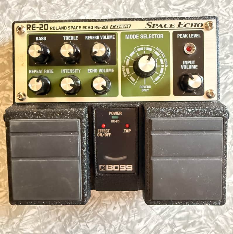Boss RE-20 Space Echo