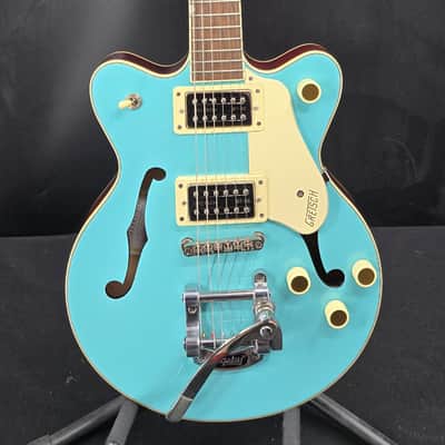 Gretsch G2655T Streamliner with Bigsby Tropico with hard case image 2