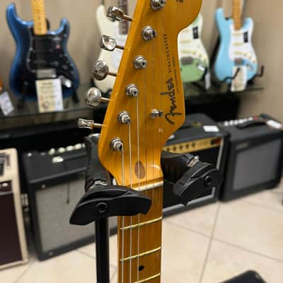Fender Eric Johnson Signature '54 "Virginia" Stratocaster 2020 - Present - 2-Color Sunburst image 2