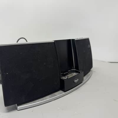 Klipsch iGroove iPod iPhone 30-Pin Dock Speaker System Shelf Stereo Aux Input image 4