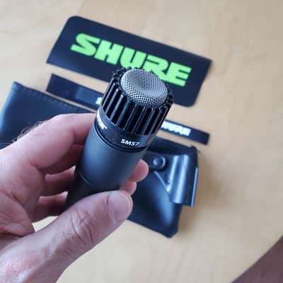 Shure SM57 Cardioid Dynamic Microphone image 2