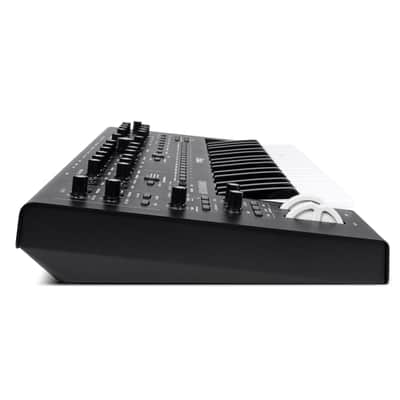 Moog Messenger - Synthesizer image 6