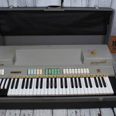 Farfisa 1960's Vintage Combo Compact Organ with Stand and Case Made in Italy image 3