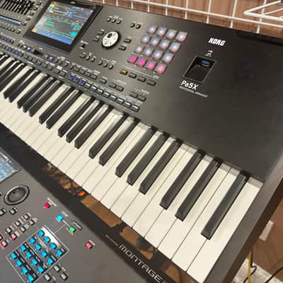 Korg PA5X 76-Key Arranger Workstation Keyboard – Display B-Stock image 2
