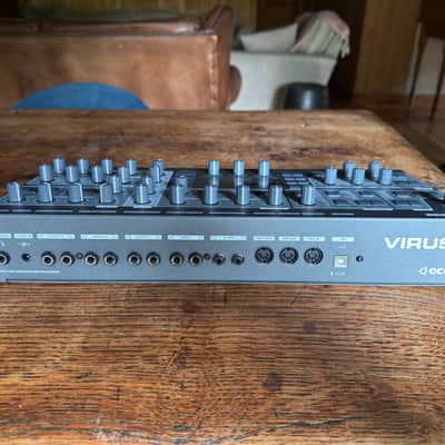 Access Virus TI2 Desktop - As new condition, boxed image 4
