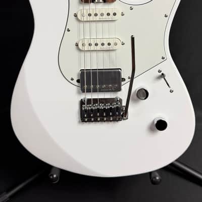 Yamaha PACS+12 Pacifica Standard Plus Electric Guitar Shell White Finish w/ Gig Bag (014) image 2