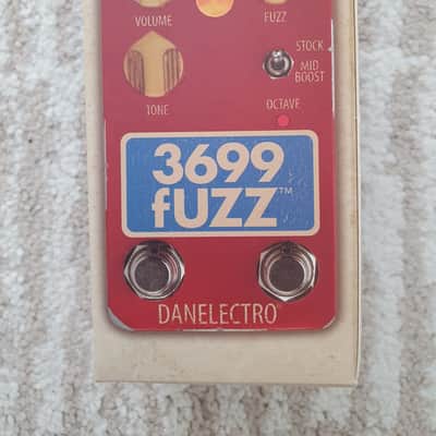 Danelectro The 3699 Fuzz 2020 - Red image 3