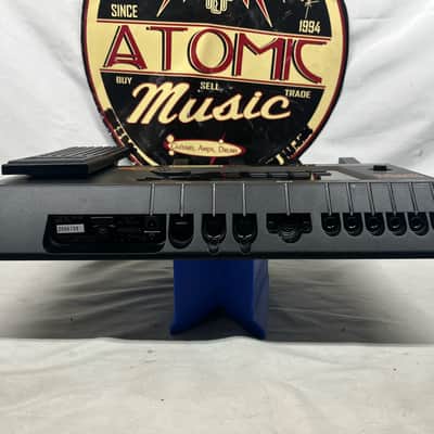 Roland GR-33 Guitar Synthesizer image 5