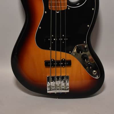 2018 Fender Player Series Jazz Bass Fretless Upgraded Sunburst Finish MIM image 2
