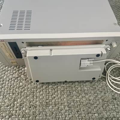 Akai S6000 MIDI Stereo Digital Sampler 1999 - White image 3