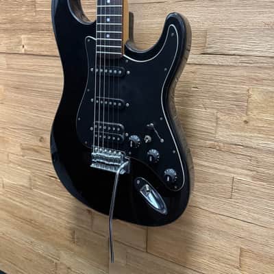 Memphis 302B Strat Style HSS electric guitar 1980's 1990's - Black- 6lbs 11oz image 6