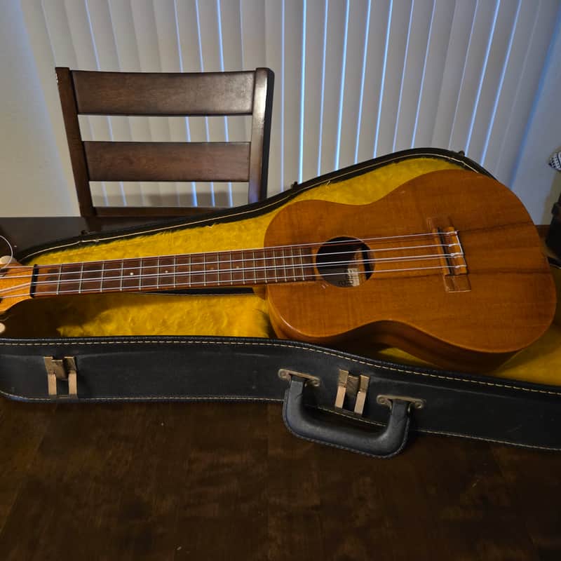 Mid 70s Kamaka 6 string Tenor Koa