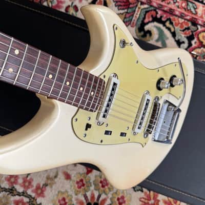 Yamaha SG-2 Electric guitar (1960's - Pearl White) image 2