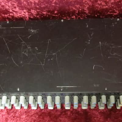 Samson PL1602 16 Channel Mixer image 4