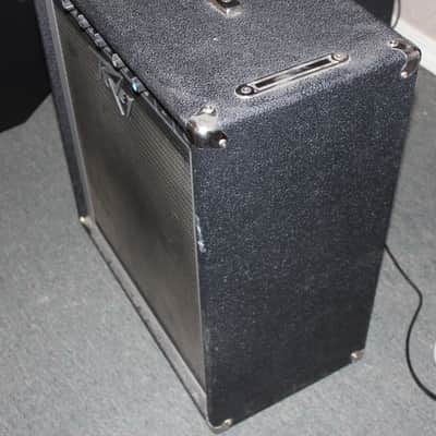 Peavey TNT 100 (1-15-Amp)/45 Watt Bass Combo image 3