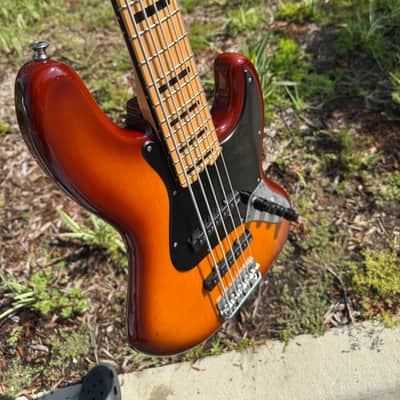 Fender Elite Jazz Bass V image 2