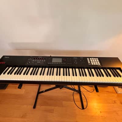 Roland FA-08 88-Key Music Workstation 2014 - Present - Black