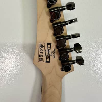 Ibanez RG421PB-CHF Standard 2020 - Present - Caribbean Shoreline Flat image 8