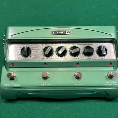 Line 6 - DL4 Delay Modeler | Reverb