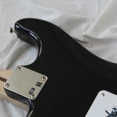 2006 Fender Stratocaster No Pickguard FSR Limited Edition 60th Diamond Anniversary Guitar - Black image 20