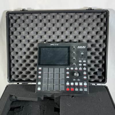 Akai MPC One Standalone MIDI Sequencer 2020s - Black image 2