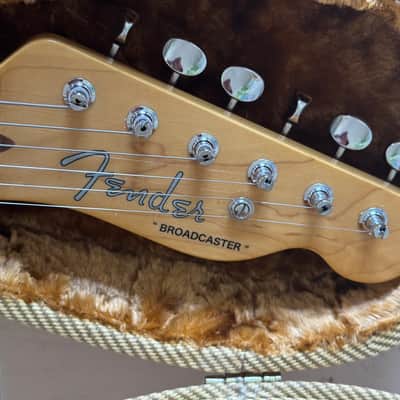Fender Japan 2002 BROADCASTER Original Poodle Tweed Hard Case Telecaster image 7