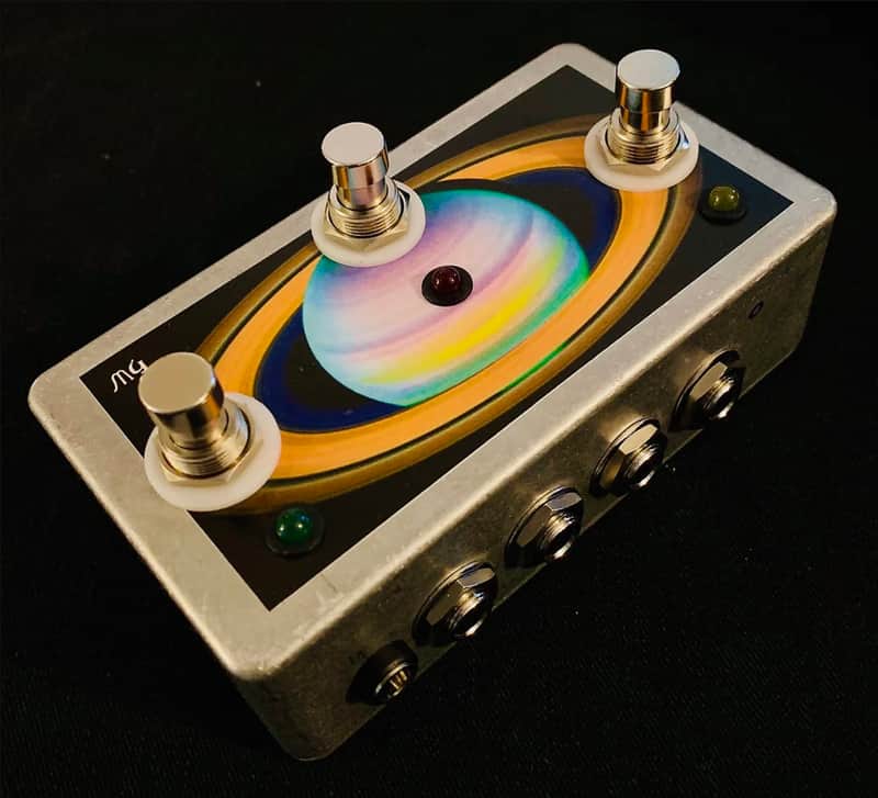 Saturnworks 3-way Active Splitter / Buffer A/B/C Pedal with Switches - Handcrafted in California image 1