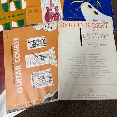 Used Vintage Retro Old Set of 8 different music books Guitar image 3