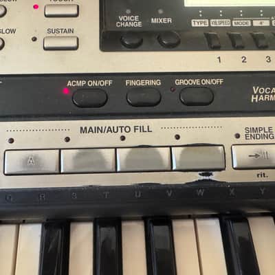 Yamaha PSR-740 Arranger Workstation Keyboard image 10