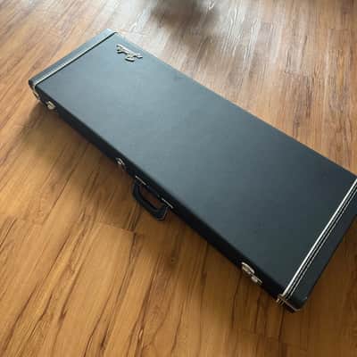 Fender Classic Series Jazzmaster / Jaguar Guitar Case 2010s - Black image 1
