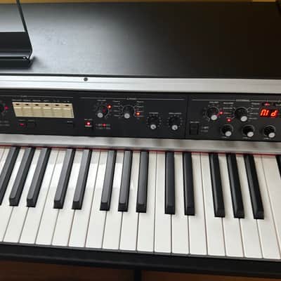 Viscount Legend '70s Artist-W Extended Stage Piano (SNR-04702859) image 4