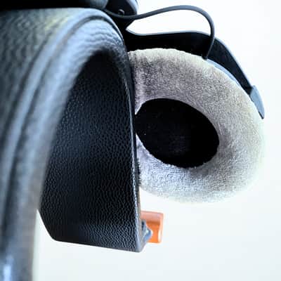 Beyerdynamic DT 990 Pro 250 Ohm Open-Back Over-Ear Monitoring Headphones 2010s - Black/Grey - Mint - Including Stand image 9