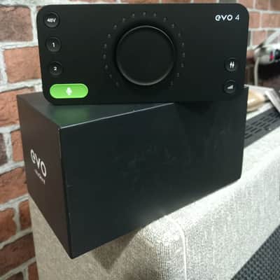 Audient EVO 4 USB Audio Interface 2020 - Black image 1