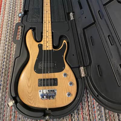 Peavey Foundation 80’s (fretless) image 9