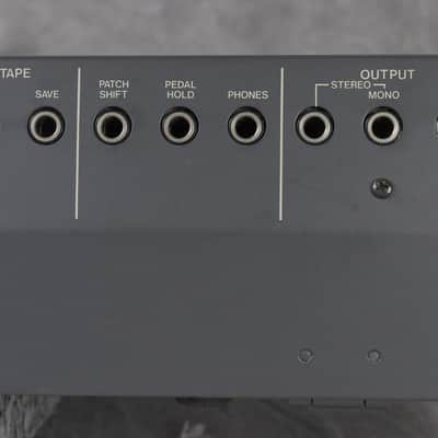 Roland JUNO-106 Programmable Polyphonic Synthesizer in Very Good condition image 19