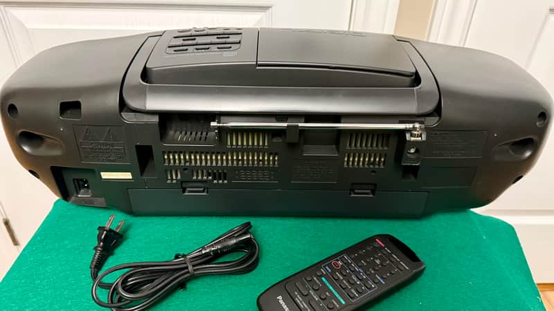 Panasonic RX-DT501 Portable Stereo CD System | Reverb Austria
