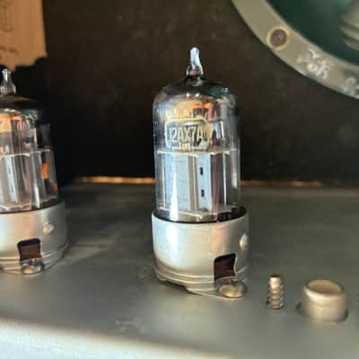 1975 Fender Vibro Champ 6-Watt image 15