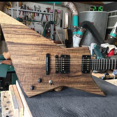 the JACKAL XPro Flamed Korina-by Black Diamond 25-yrs Hand Crafting Guitars In AMERICA image 13