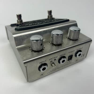 Dunlop UV1 Uni-Vibe Pedal image 5