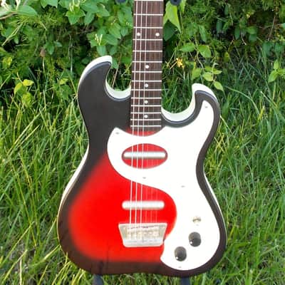 Danelectro 1457 2 Pickup baritone 2002 image 1
