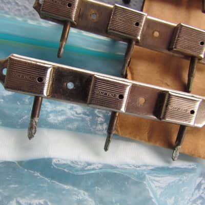 Lot Of Vintage Kluson 3 On A Strip Tuners For Repair All Bass Side Need ButtonsVintage Open Back Kluson Tuner Bass Single Line & Double Line Vintage Kluson Tuners For Repair image 3