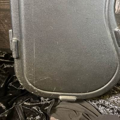 Fender Molded Hardshell bass case (Philadelphia, PA) image 3