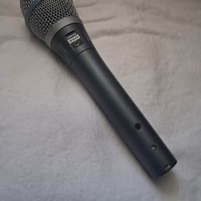 Shure Beta 87A Handheld Supercardioid Condenser Microphone | Reverb