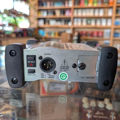 Behringer Ultra-DI DI100 Active Direct Box - Used image 2