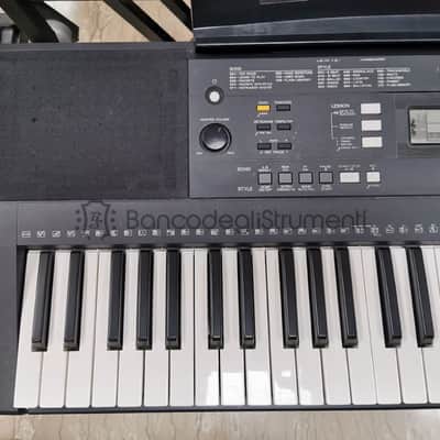 Yamaha PSR E343 Dynamic 61-key keyboard image 2