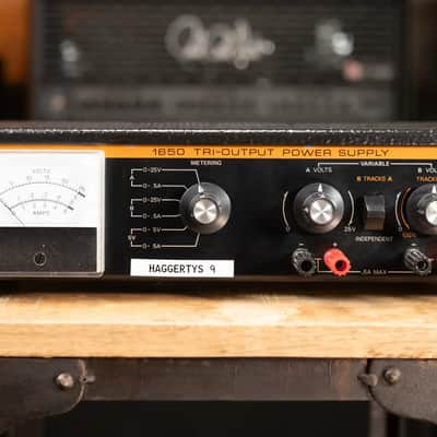 B+K Precision Dynascan Corp Model 1650 Tri-Output Power Supply - Used image 3